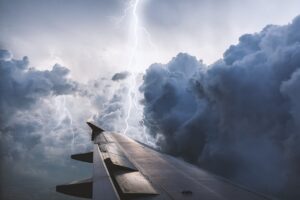 夫の浮気を証拠がないまま疑うあなたへ、探偵に相談するべき理由は？